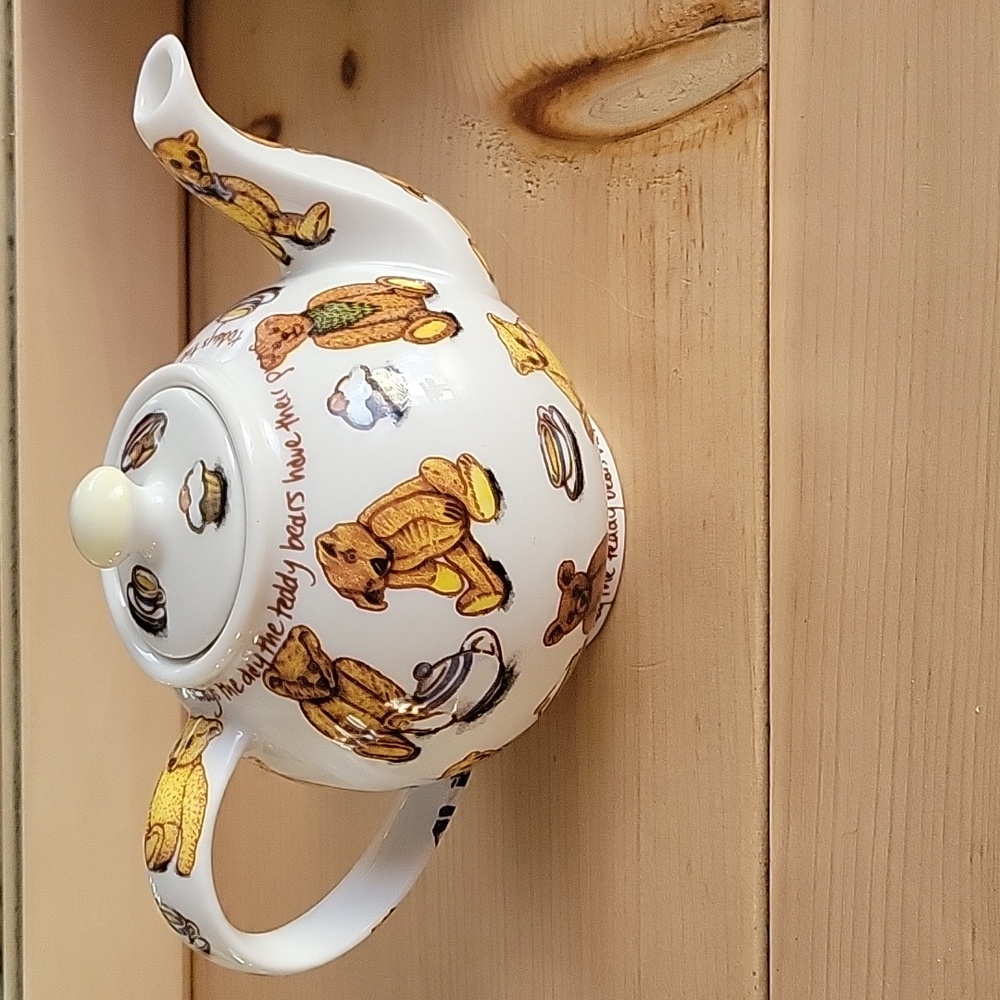 Ted-Tea Teapot by Paul Cardew